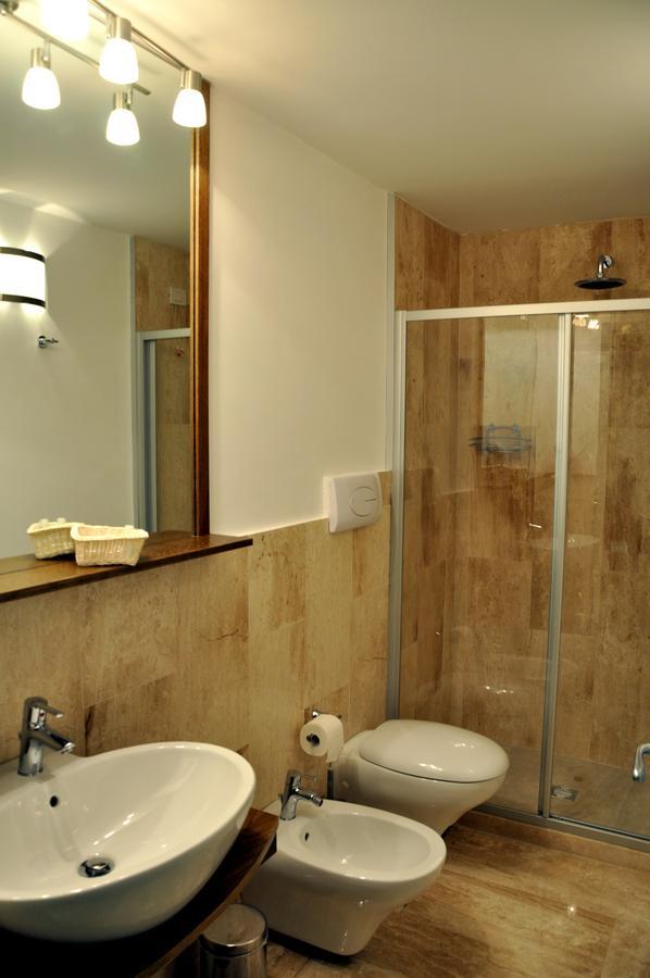 Gil'S Hotel Ольбия Экстерьер фото
